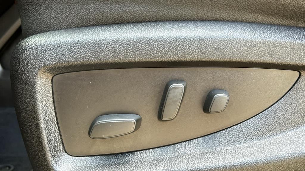 used 2018 Chevrolet Silverado 1500 car, priced at $29,990
