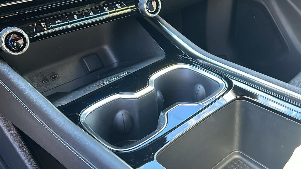 new 2026 Chevrolet Traverse car, priced at $49,288