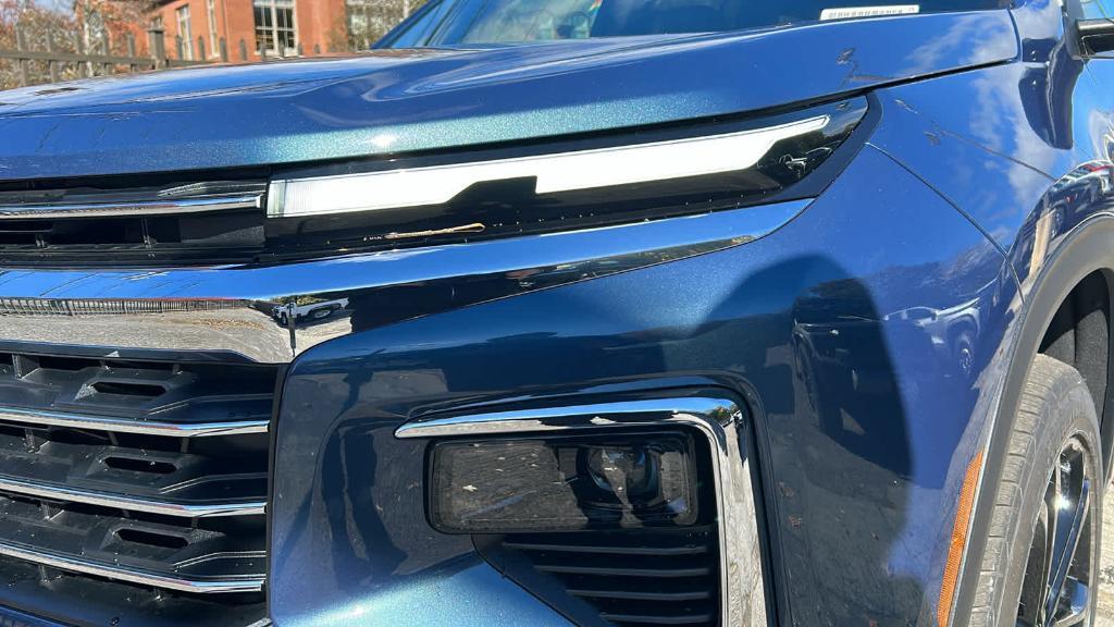 new 2026 Chevrolet Traverse car, priced at $49,288