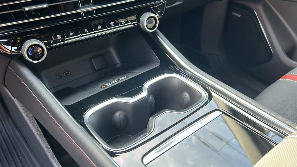 new 2026 Chevrolet Traverse car, priced at $60,988