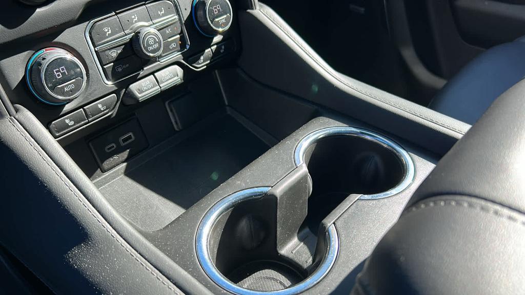 used 2023 Chevrolet Suburban car, priced at $58,990