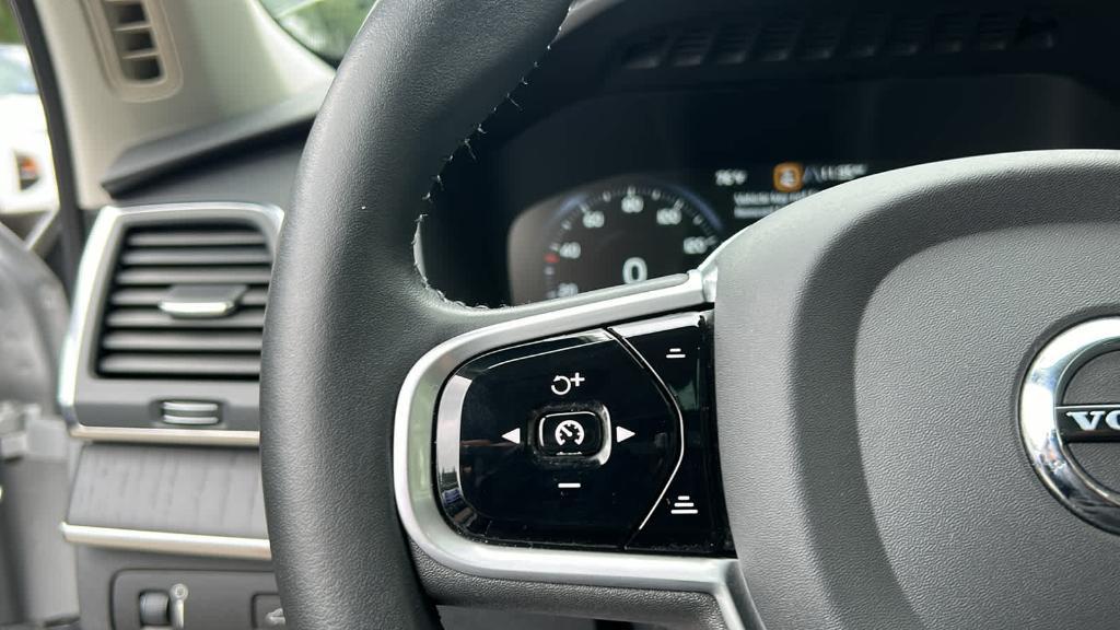 used 2020 Volvo XC90 car, priced at $30,990