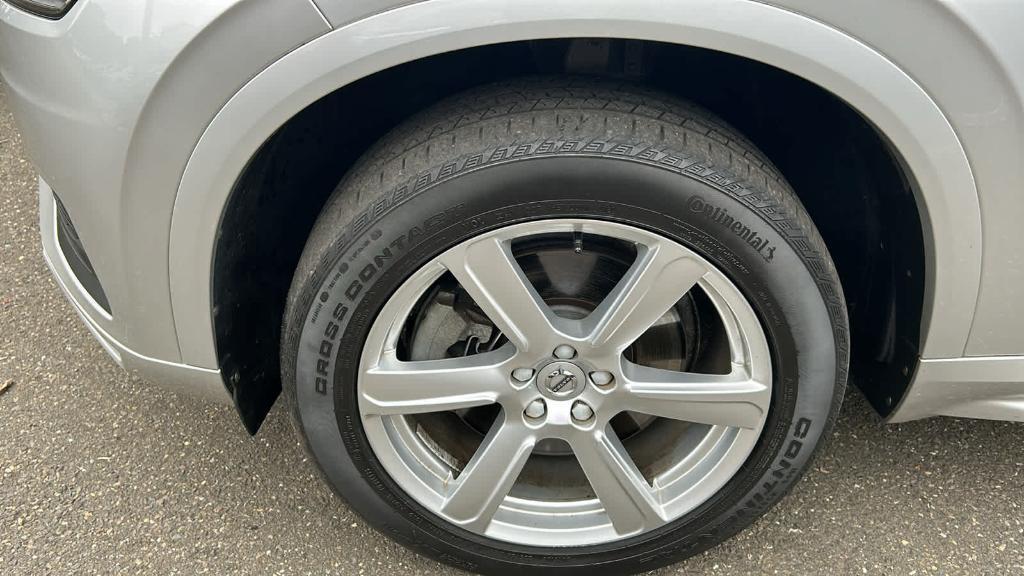 used 2020 Volvo XC90 car, priced at $30,990