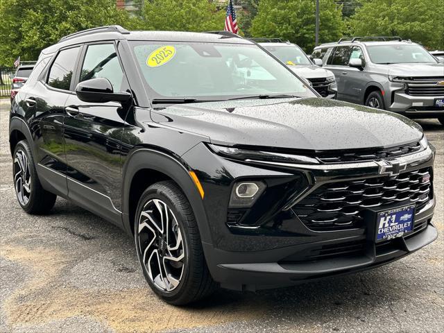 new 2025 Chevrolet TrailBlazer car, priced at $33,930