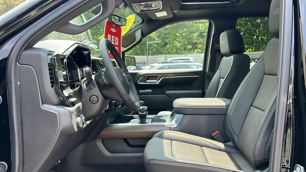 new 2025 Chevrolet Silverado 1500 car, priced at $78,998