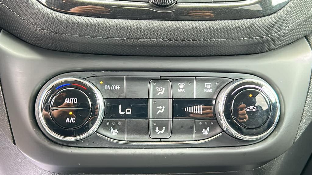 used 2023 Chevrolet TrailBlazer car, priced at $23,990