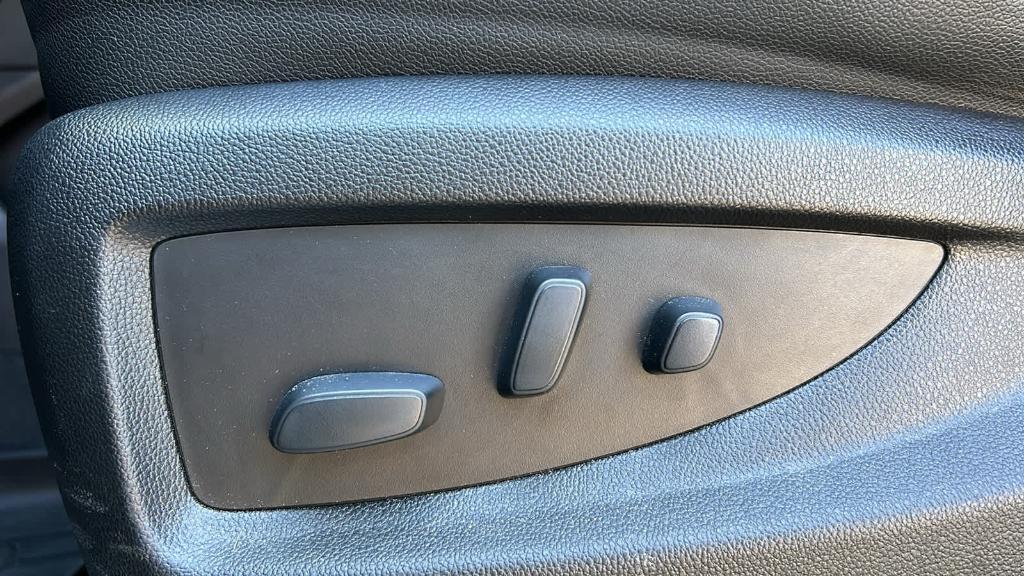 used 2019 Chevrolet Tahoe car, priced at $33,990