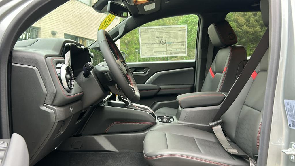 new 2025 Chevrolet Colorado car, priced at $50,388