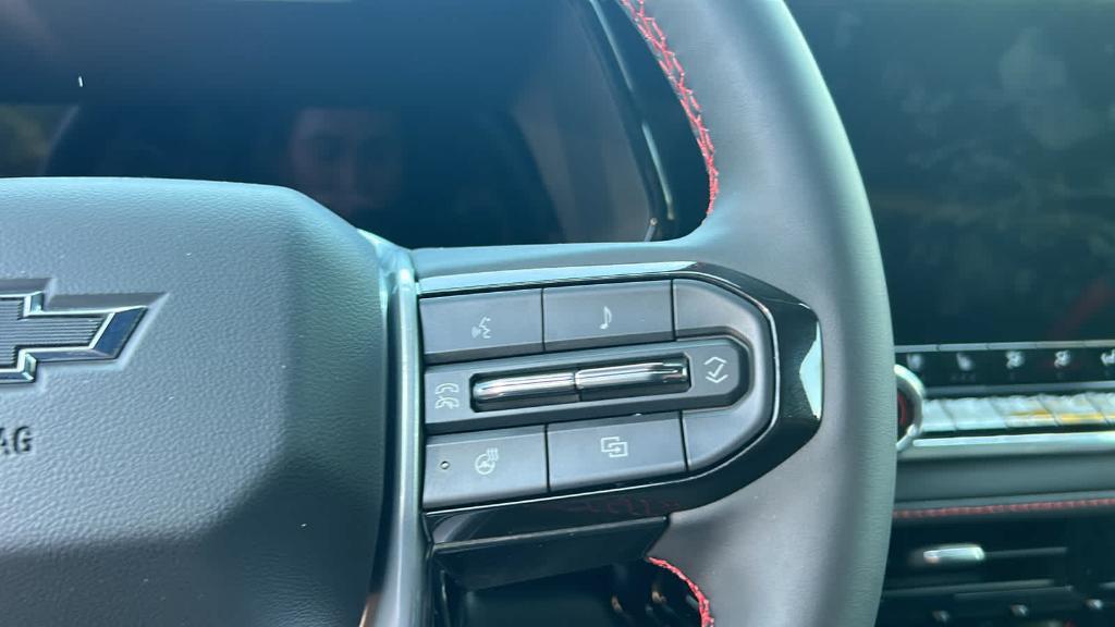 new 2025 Chevrolet Colorado car, priced at $50,388