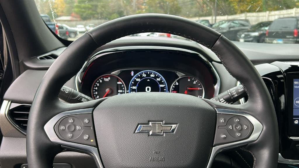 used 2023 Chevrolet Traverse car, priced at $38,990