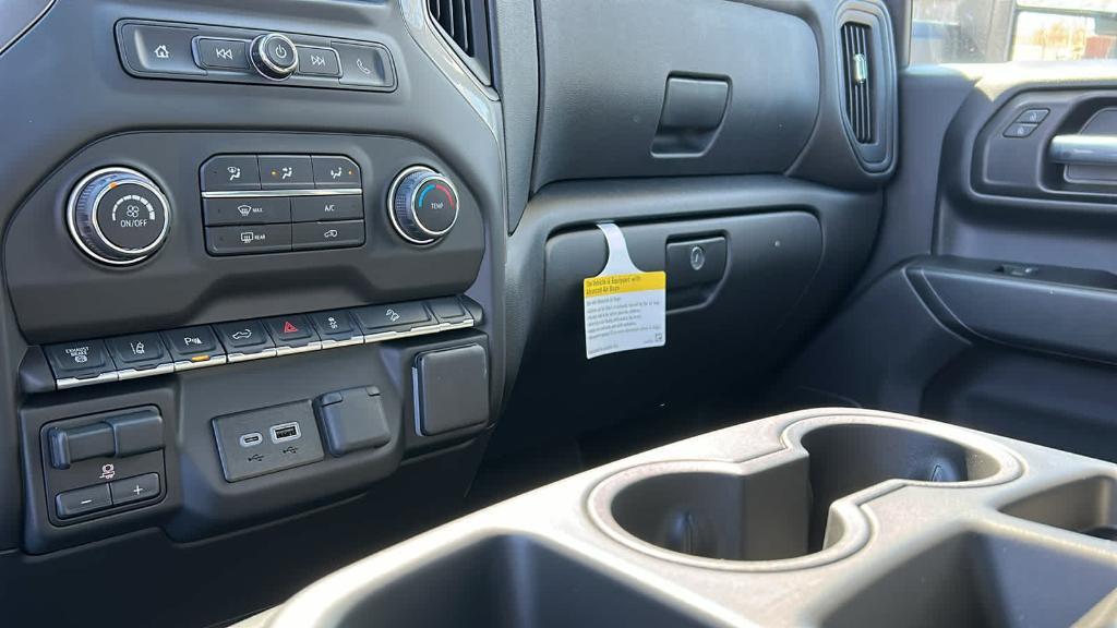 new 2025 Chevrolet Silverado 2500 car, priced at $63,998