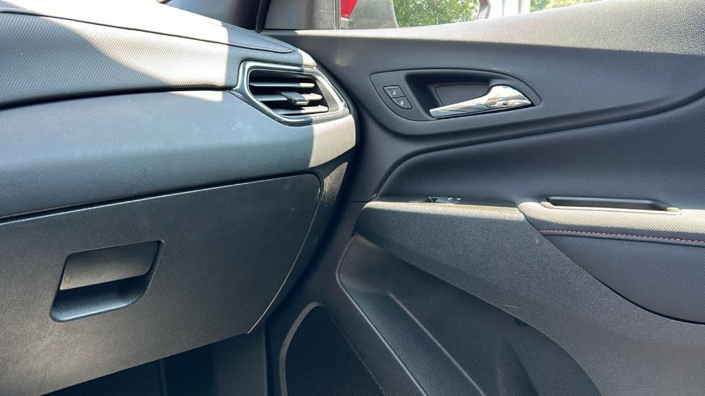 used 2022 Chevrolet Equinox car, priced at $27,990