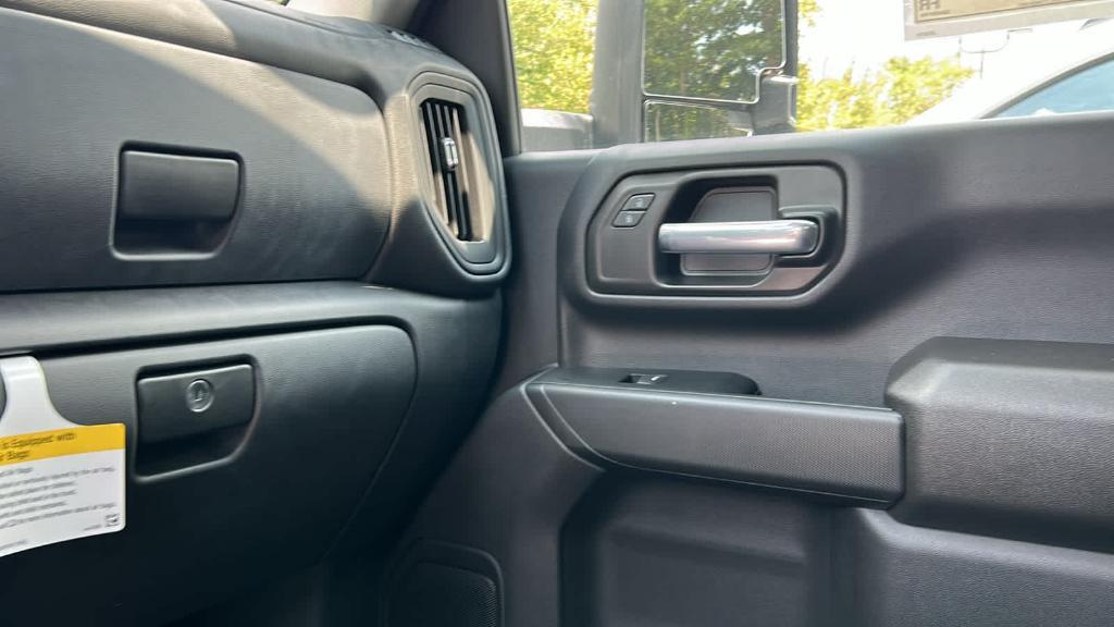 new 2025 Chevrolet Silverado 2500 car, priced at $60,988