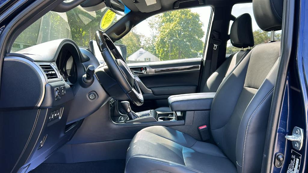 used 2022 Lexus GX 460 car, priced at $49,990