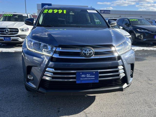 used 2019 Toyota Highlander car, priced at $28,991