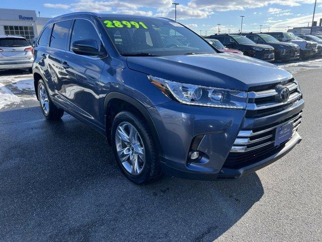 used 2019 Toyota Highlander car, priced at $28,991