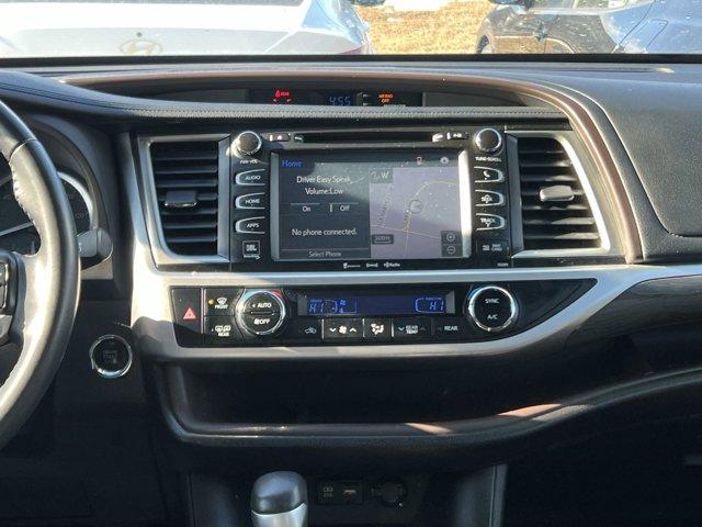 used 2019 Toyota Highlander car, priced at $28,991