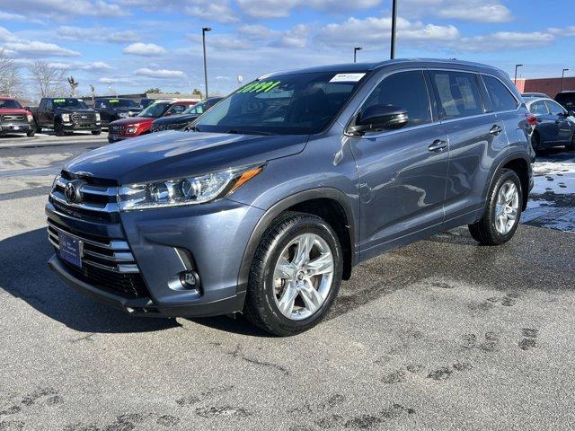 used 2019 Toyota Highlander car, priced at $28,991