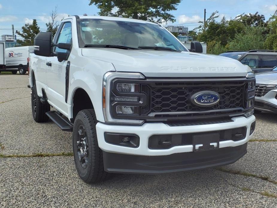 new 2024 Ford F-350 car, priced at $55,785