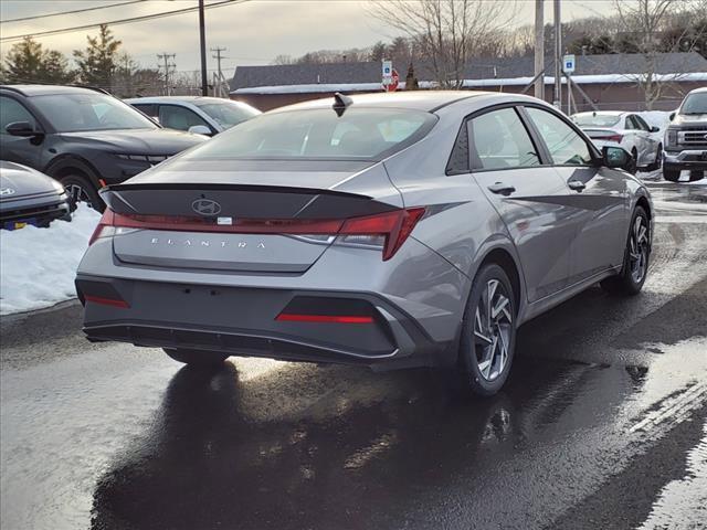 new 2025 Hyundai Elantra car, priced at $22,537