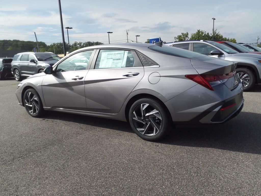 used 2024 Hyundai Elantra car, priced at $24,991