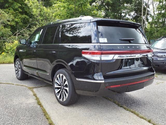 new 2024 Lincoln Navigator car, priced at $99,346