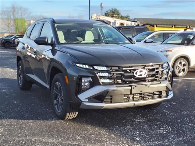 new 2025 Hyundai Tucson Hybrid car, priced at $35,390