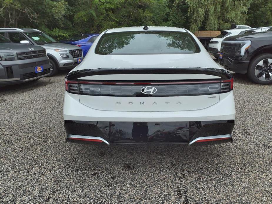 used 2024 Hyundai Sonata Hybrid car, priced at $28,491