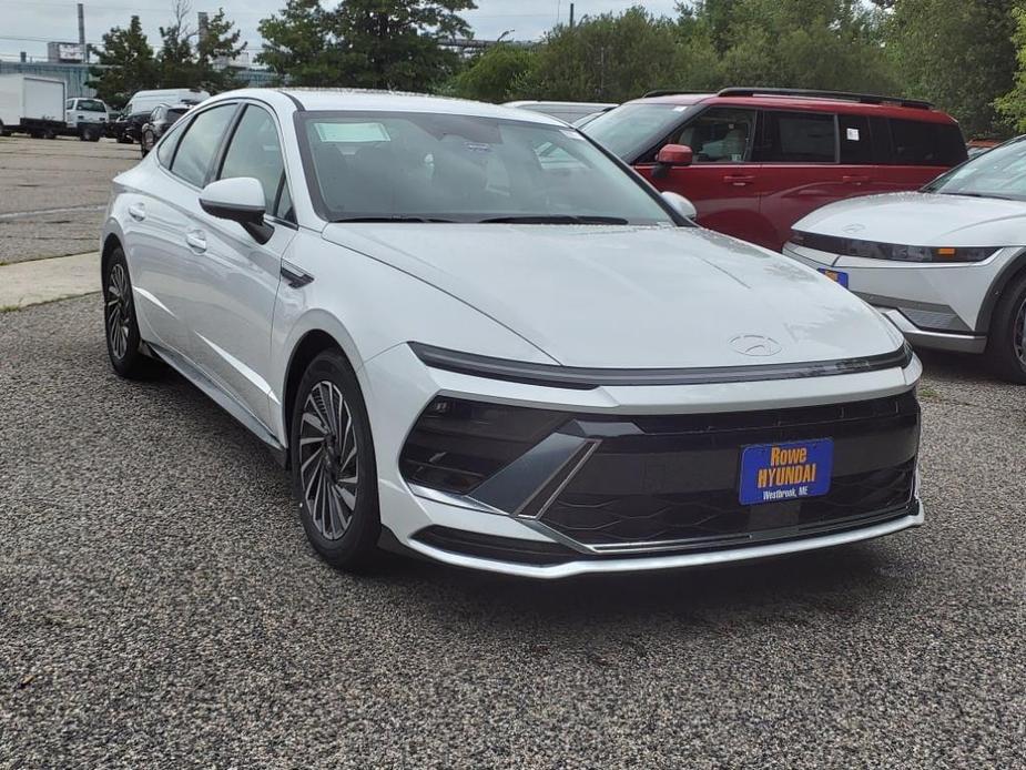 used 2024 Hyundai Sonata Hybrid car, priced at $28,491