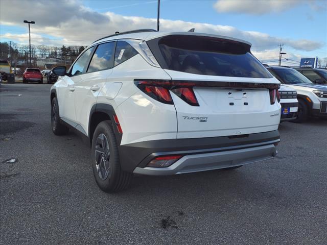 new 2025 Hyundai Tucson Hybrid car, priced at $35,870