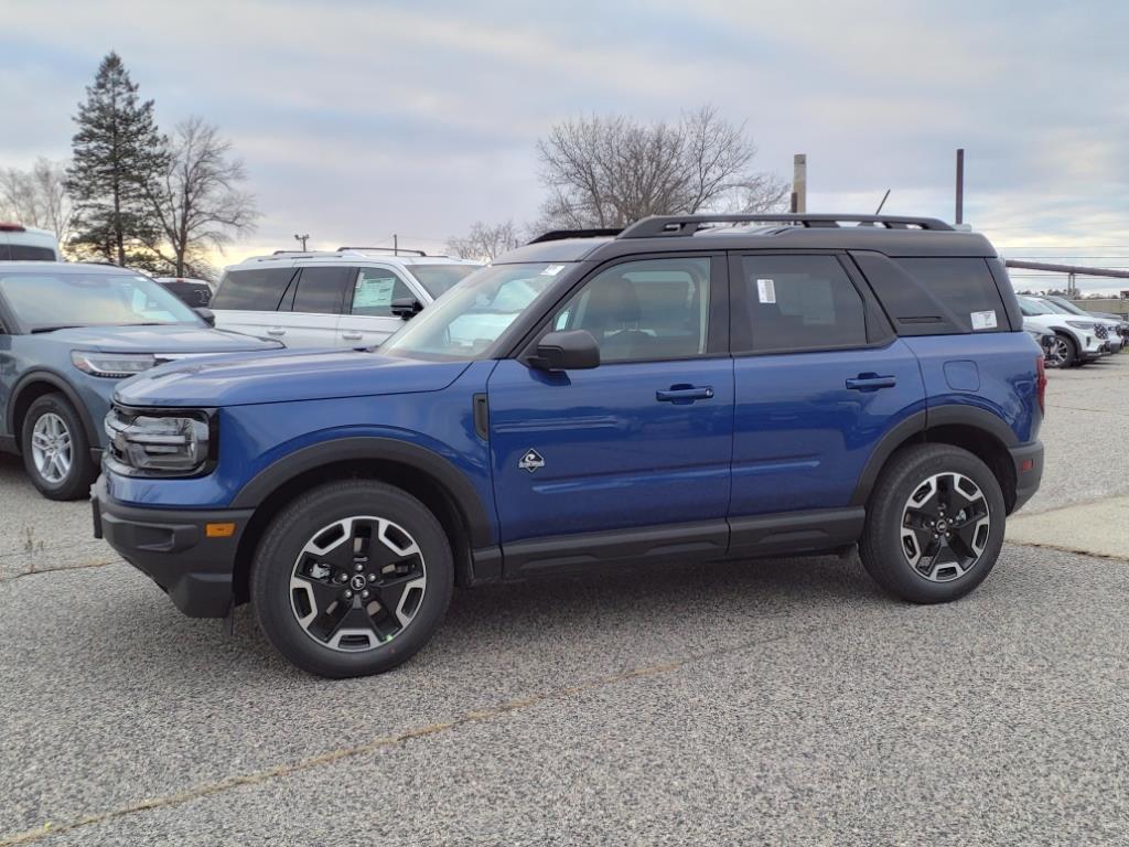 new 2024 Ford Bronco Sport car, priced at $33,642