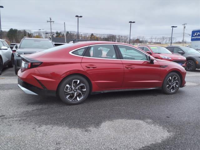 new 2024 Hyundai Sonata car, priced at $30,740