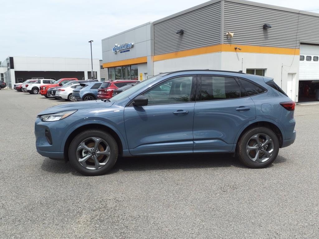 used 2024 Ford Escape car, priced at $30,000