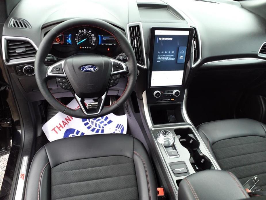 new 2024 Ford Edge car, priced at $43,960