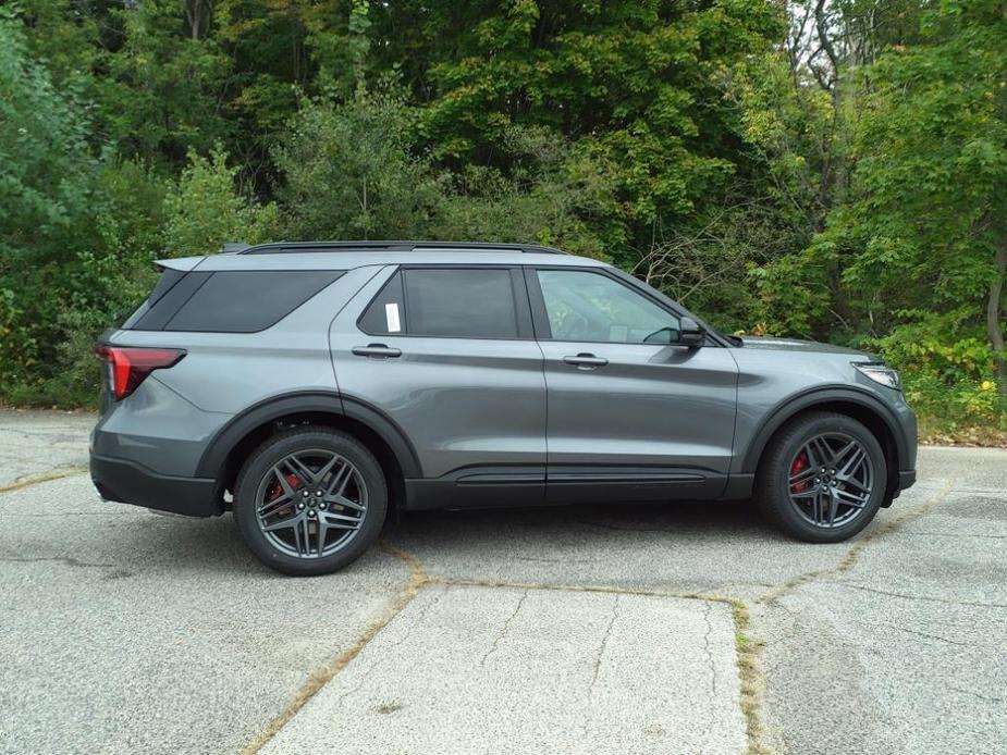 new 2025 Ford Explorer car, priced at $56,916