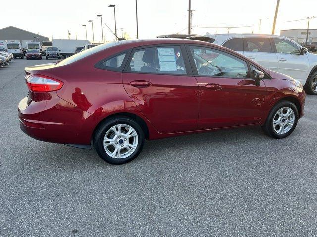 used 2016 Ford Fiesta car