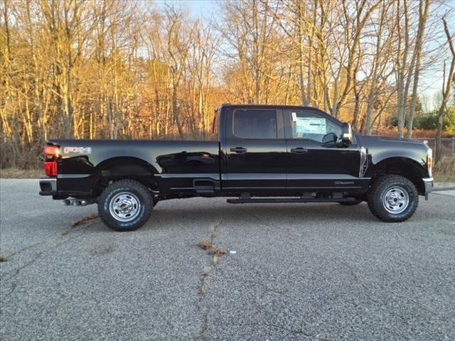 new 2024 Ford F-350 car, priced at $69,575