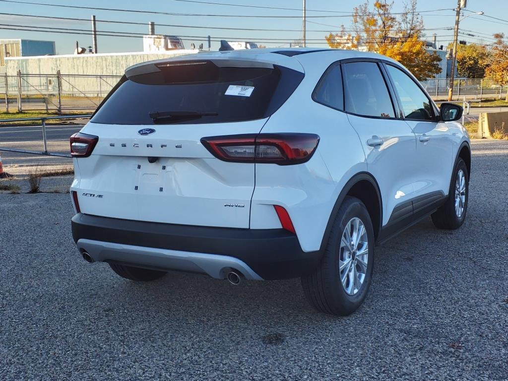 new 2025 Ford Escape car, priced at $29,243