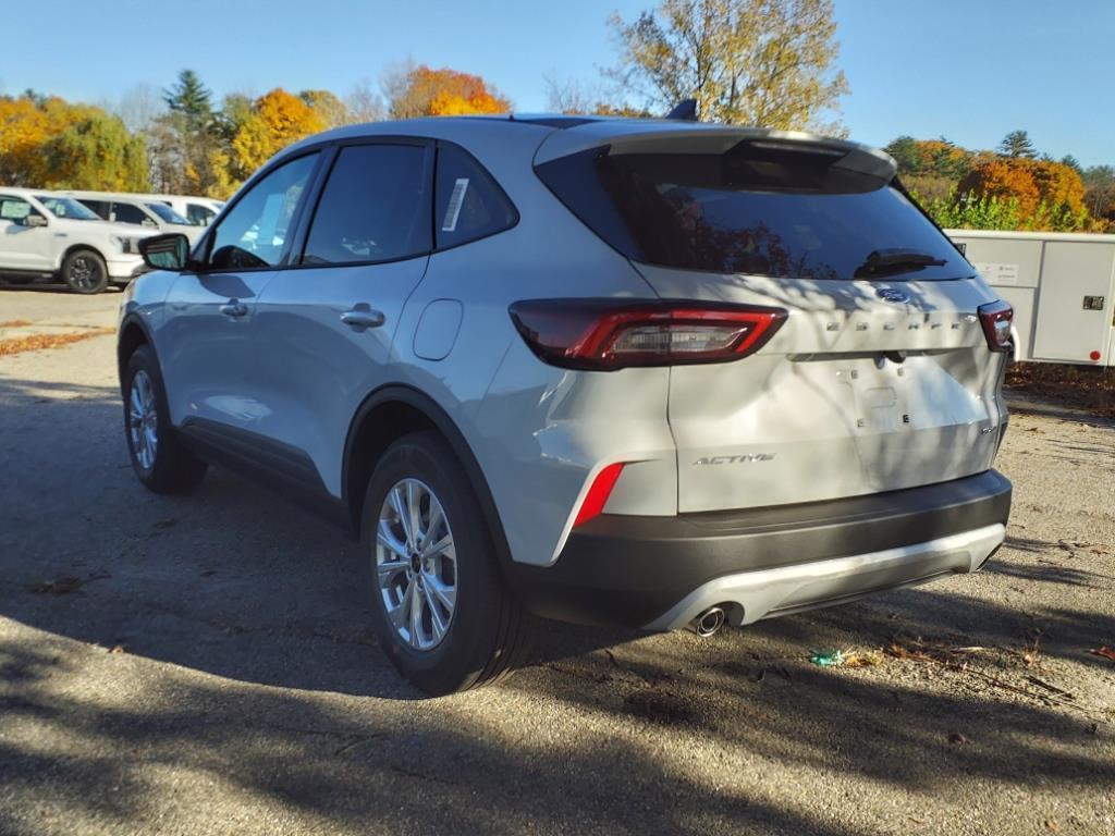 new 2025 Ford Escape car, priced at $29,708