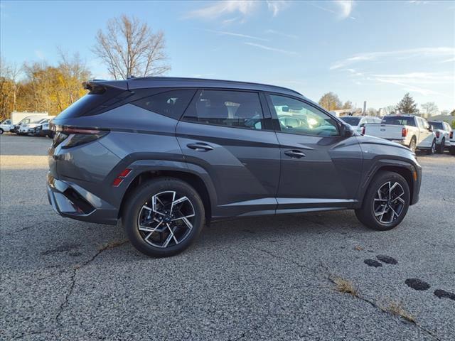 new 2025 Hyundai Tucson Hybrid car, priced at $39,815