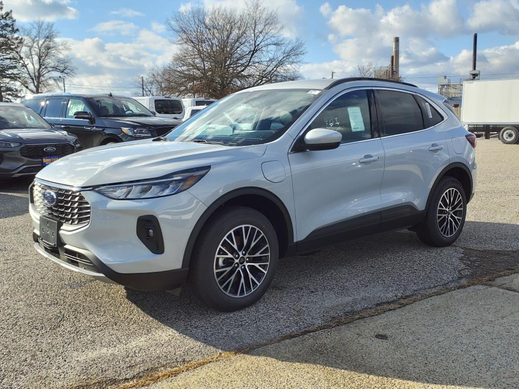 new 2025 Ford Escape car, priced at $36,605