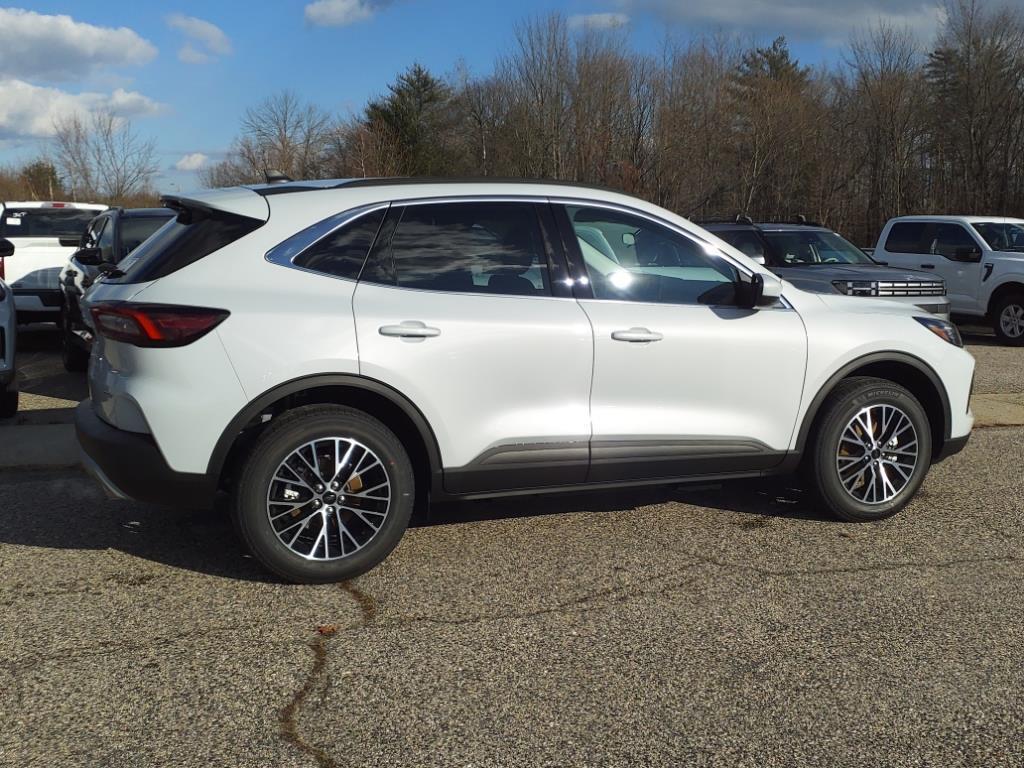 new 2025 Ford Escape car, priced at $36,605