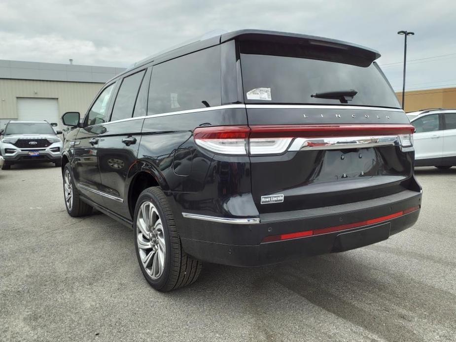 new 2024 Lincoln Navigator car, priced at $92,168