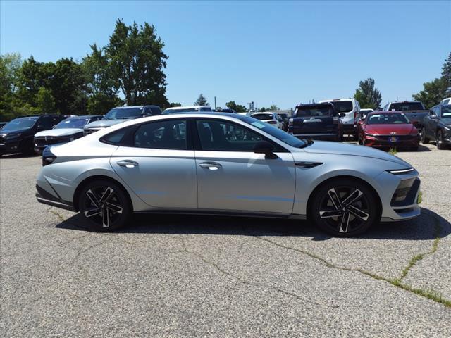 new 2024 Hyundai Sonata car, priced at $37,615