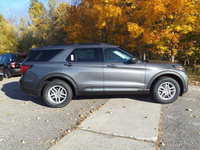 new 2025 Ford Explorer car, priced at $40,616