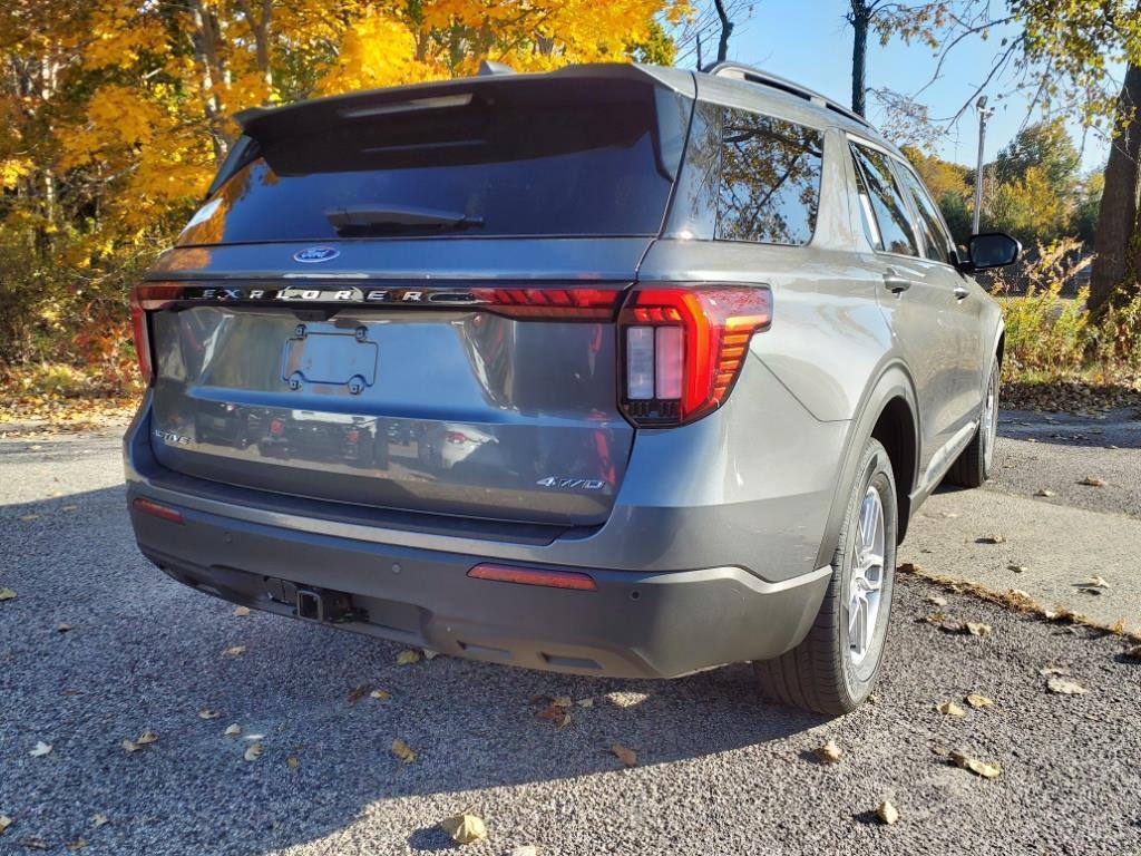 new 2025 Ford Explorer car, priced at $40,983