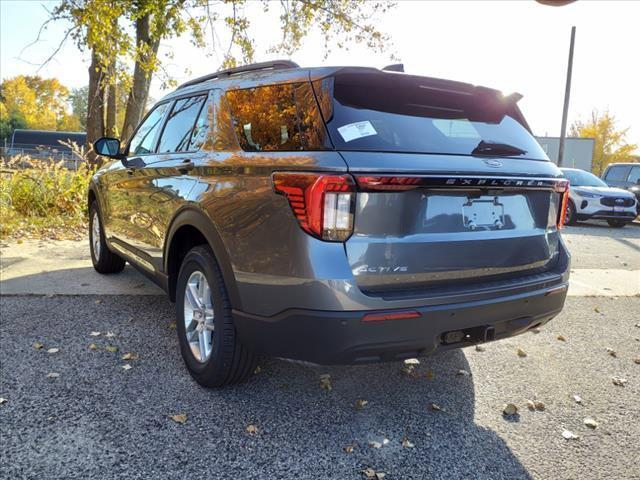 new 2025 Ford Explorer car, priced at $40,616