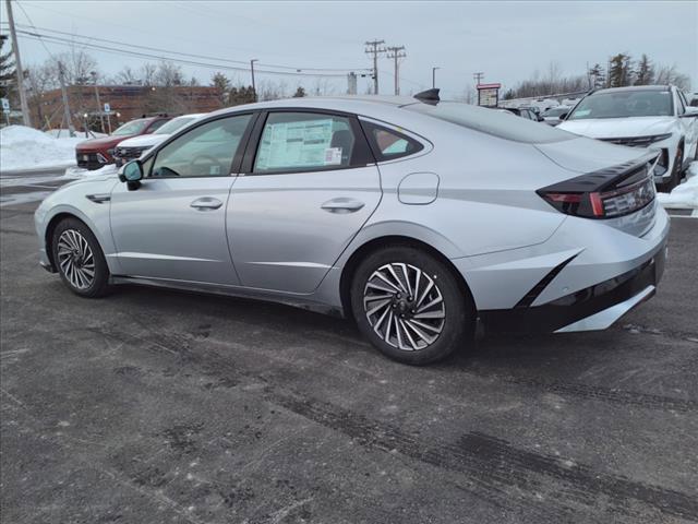 new 2025 Hyundai Sonata Hybrid car, priced at $36,819