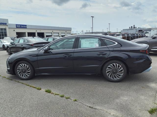 new 2024 Hyundai Sonata Hybrid car, priced at $38,199