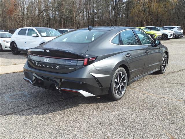 new 2025 Hyundai Sonata car, priced at $30,905